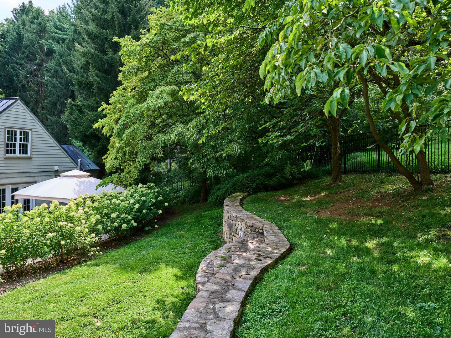 1045 Lower Pine Creek Rd Property Photo 77