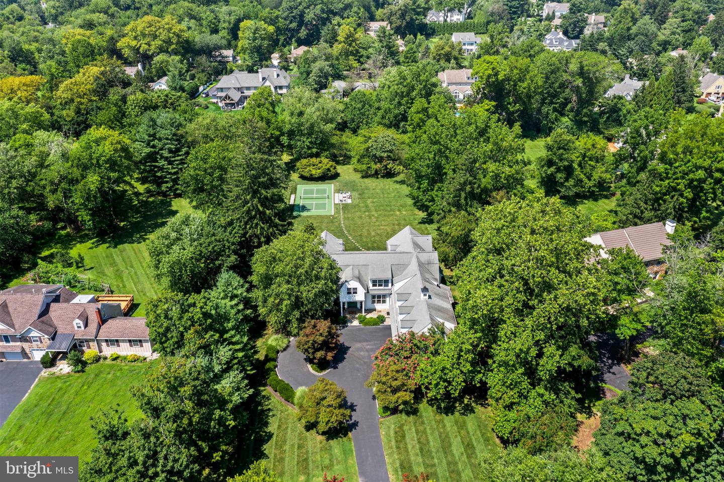 225 Sugartown Rd Property Photo 70