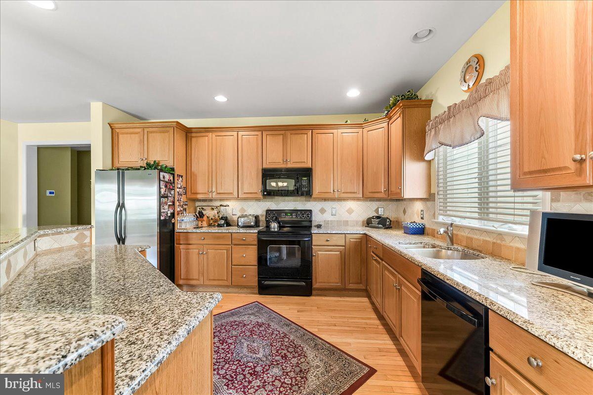 4 N Henley Dr Property Photo 14