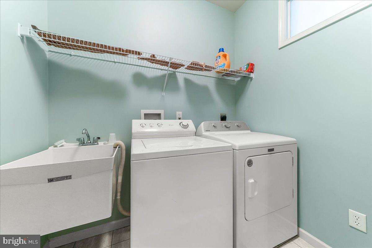 4 N Henley Dr Property Photo 25