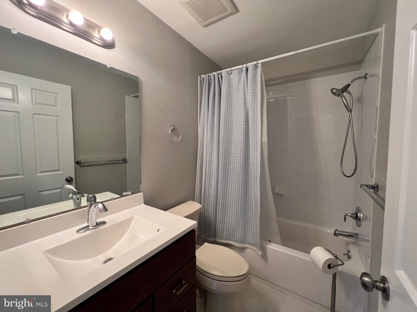 76 Le Forge Ct #76 Property Photo 6