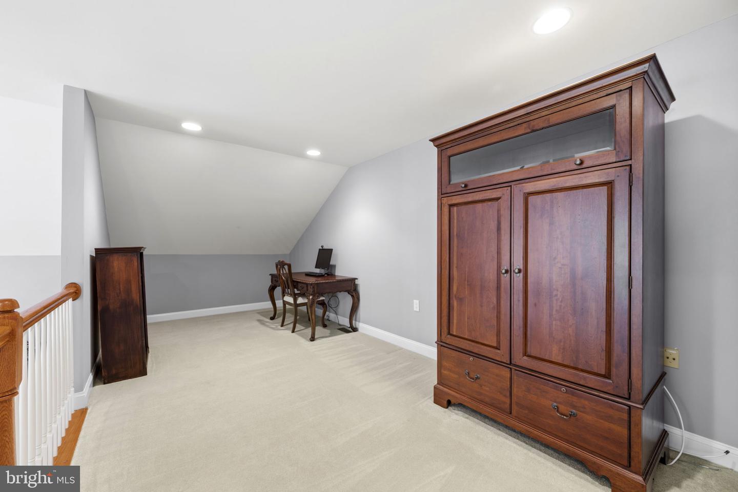 1712 Yardley Dr Property Photo 44