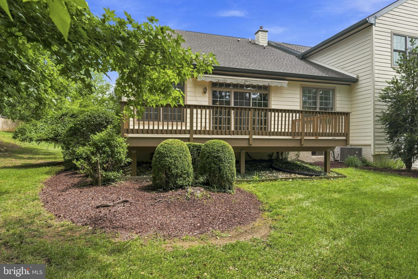 1712 Yardley Dr Property Photo 68