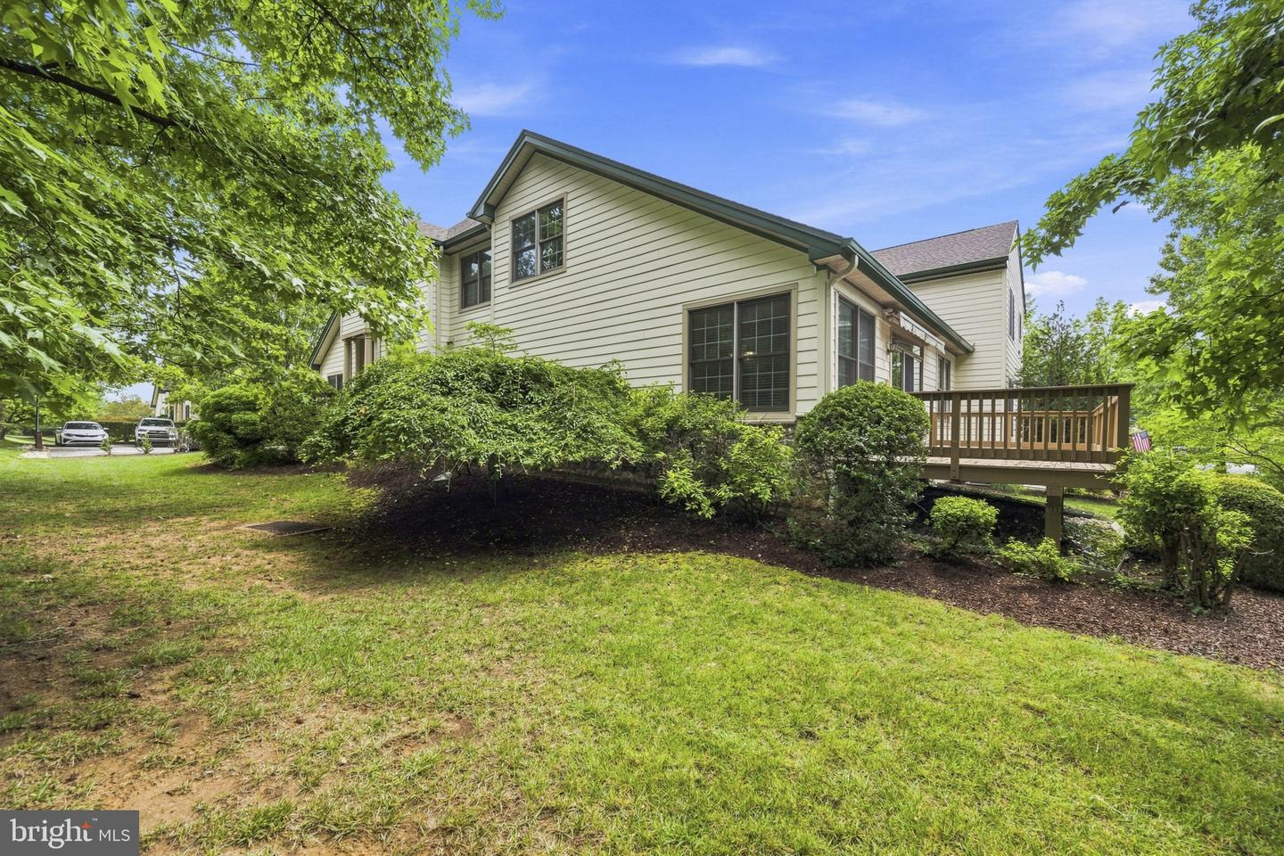 1712 Yardley Dr Property Photo 69