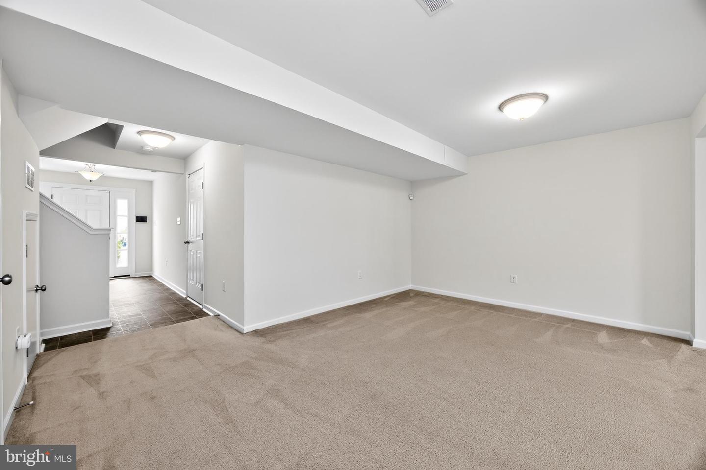 21 Tuxford Ln Property Photo 9
