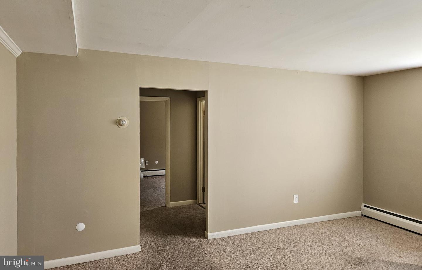 335 E Lancaster Ave #b4 Property Photo 3