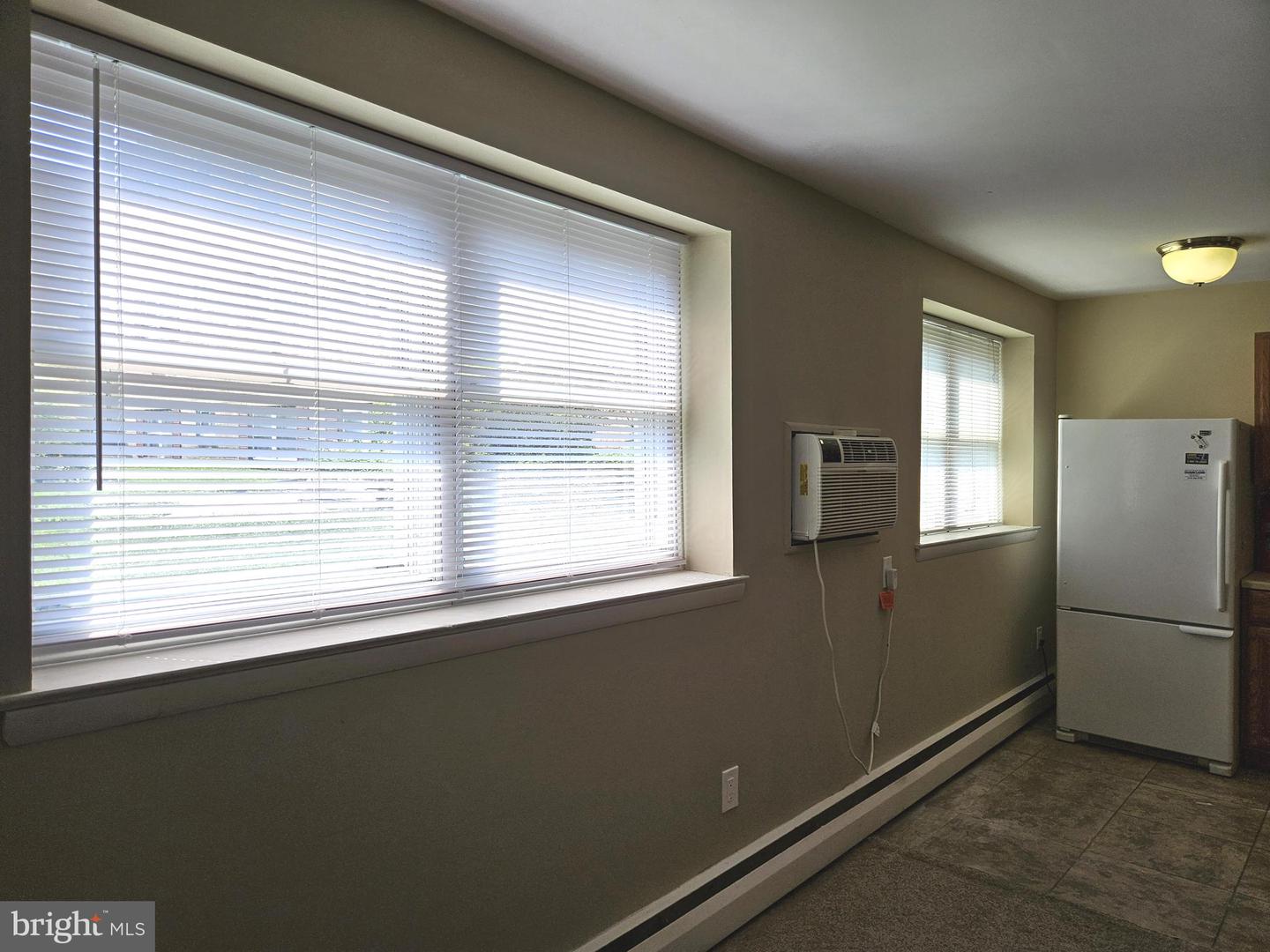 335 E Lancaster Ave #b4 Property Photo 4