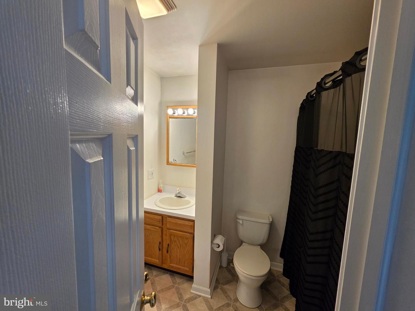 102 Nichols Ave Property Photo 38