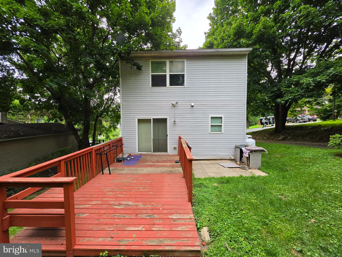 102 Nichols Ave Property Photo 45