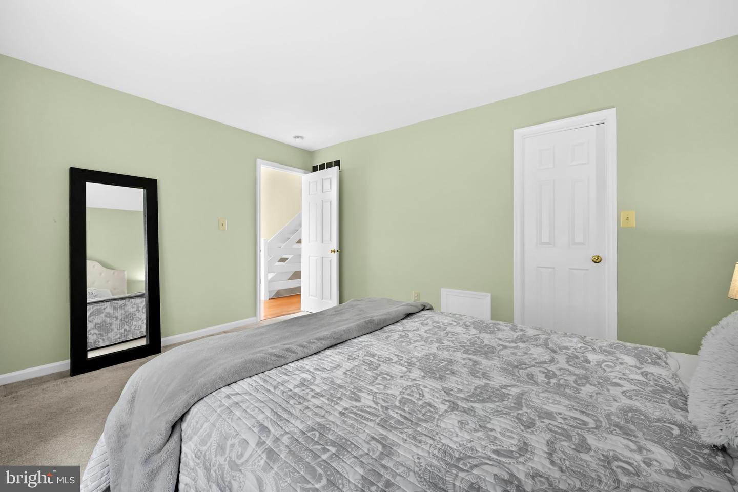 301 Fox Run Property Photo 22