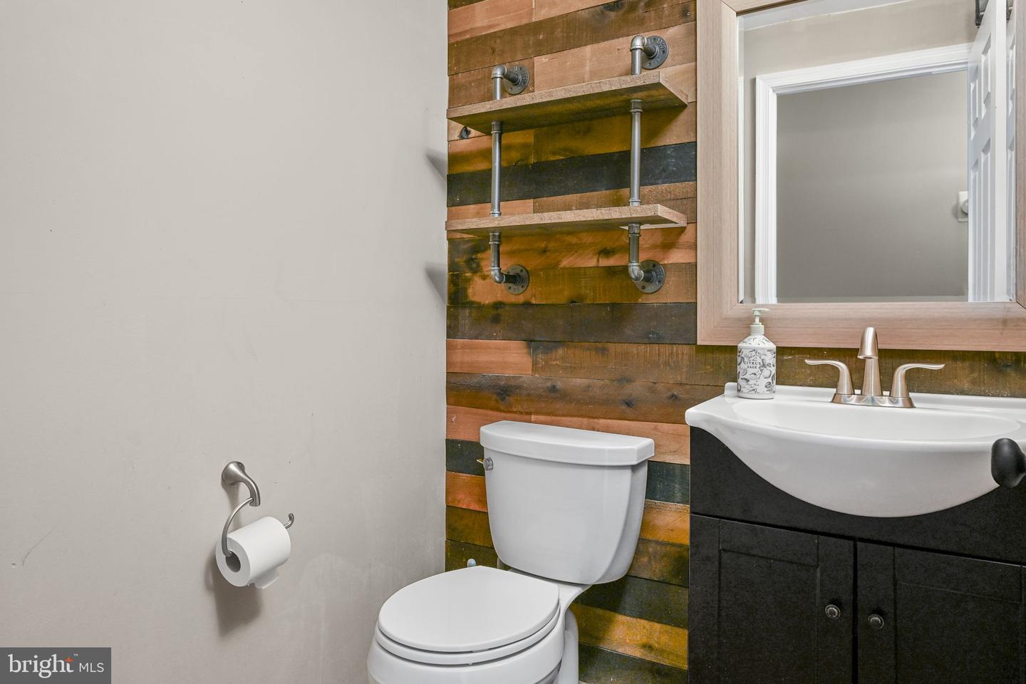 28 Jacqueline Dr Property Photo 12