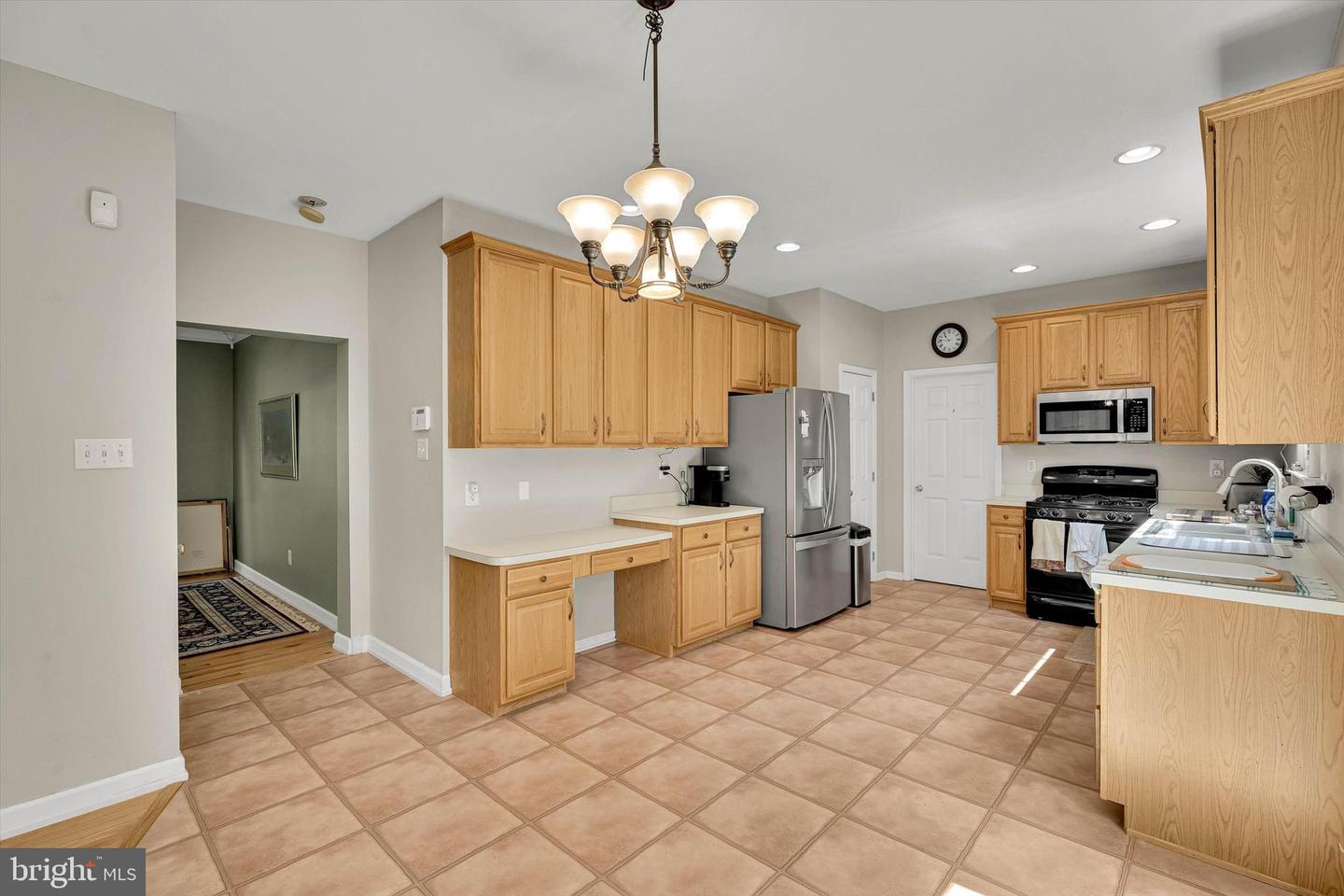 8 Sweet Briar Rd Property Photo 16