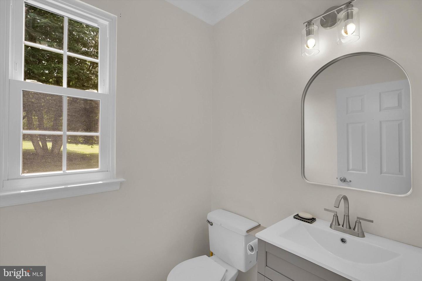8 Sweet Briar Rd Property Photo 22