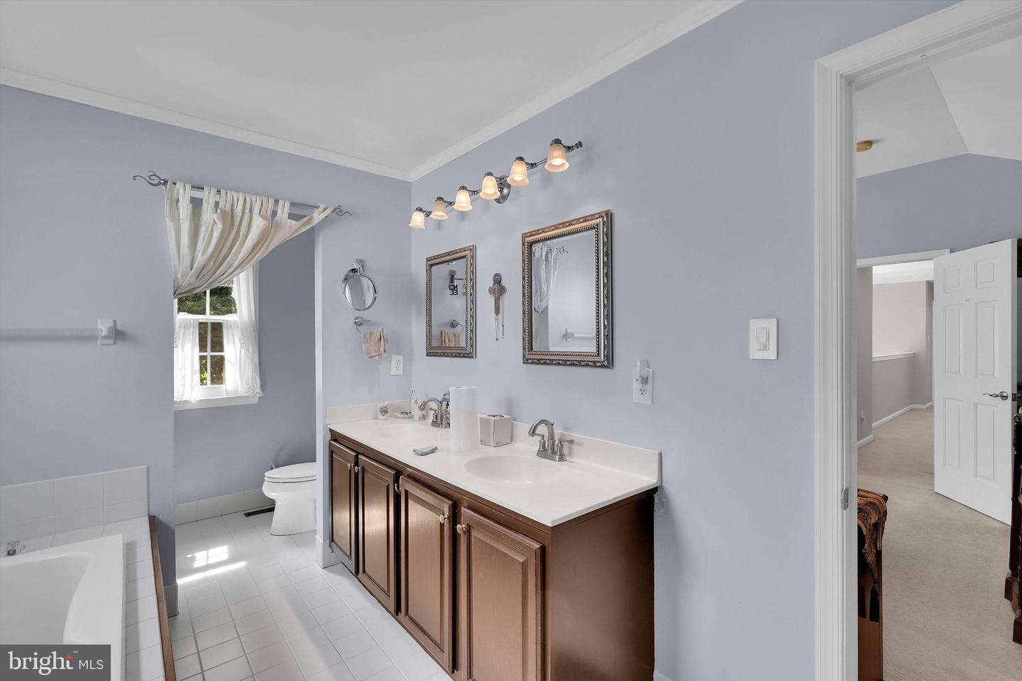 8 Sweet Briar Rd Property Photo 31