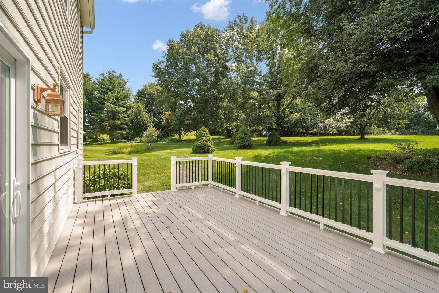 8 Sweet Briar Rd Property Photo 39