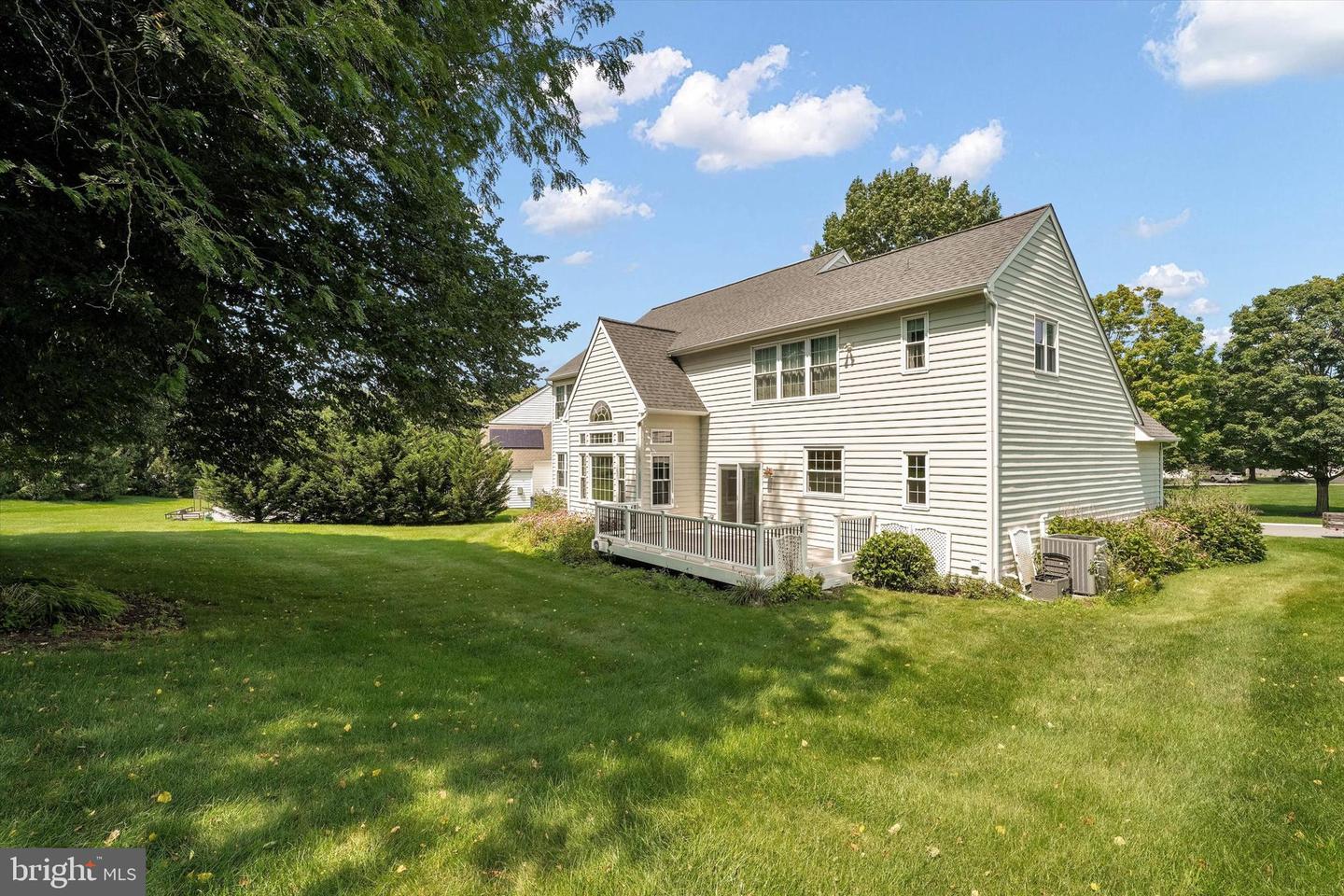 8 Sweet Briar Rd Property Photo 43