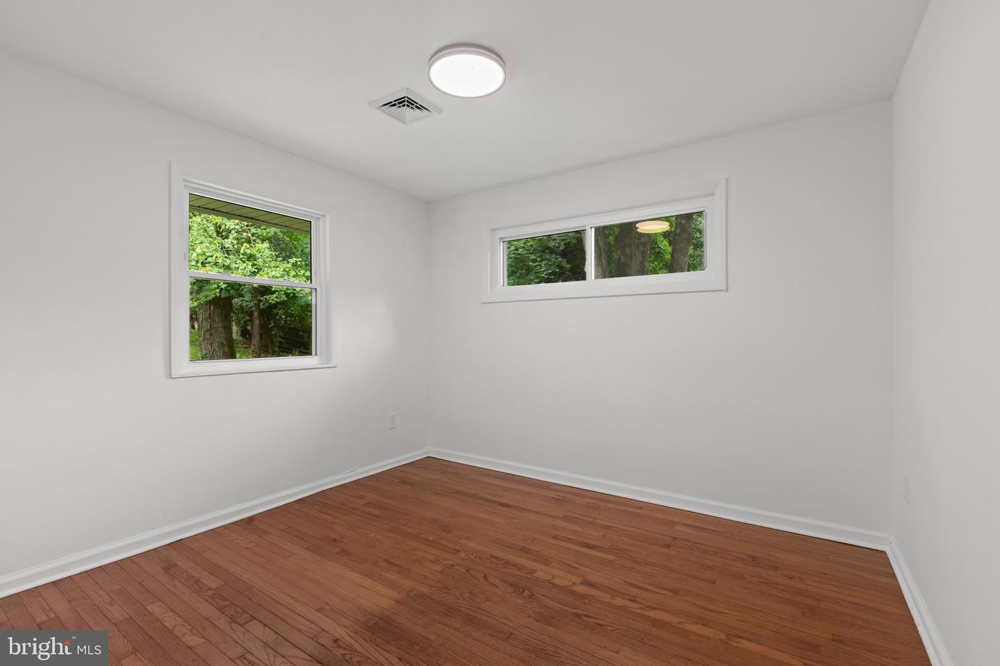 1016 W Boot Rd Property Photo 25