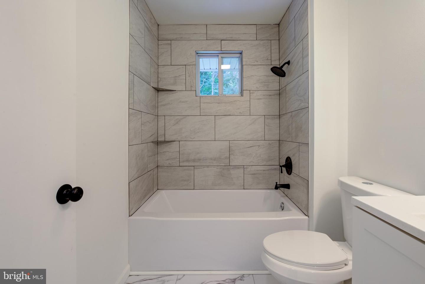 1016 W Boot Rd Property Photo 32