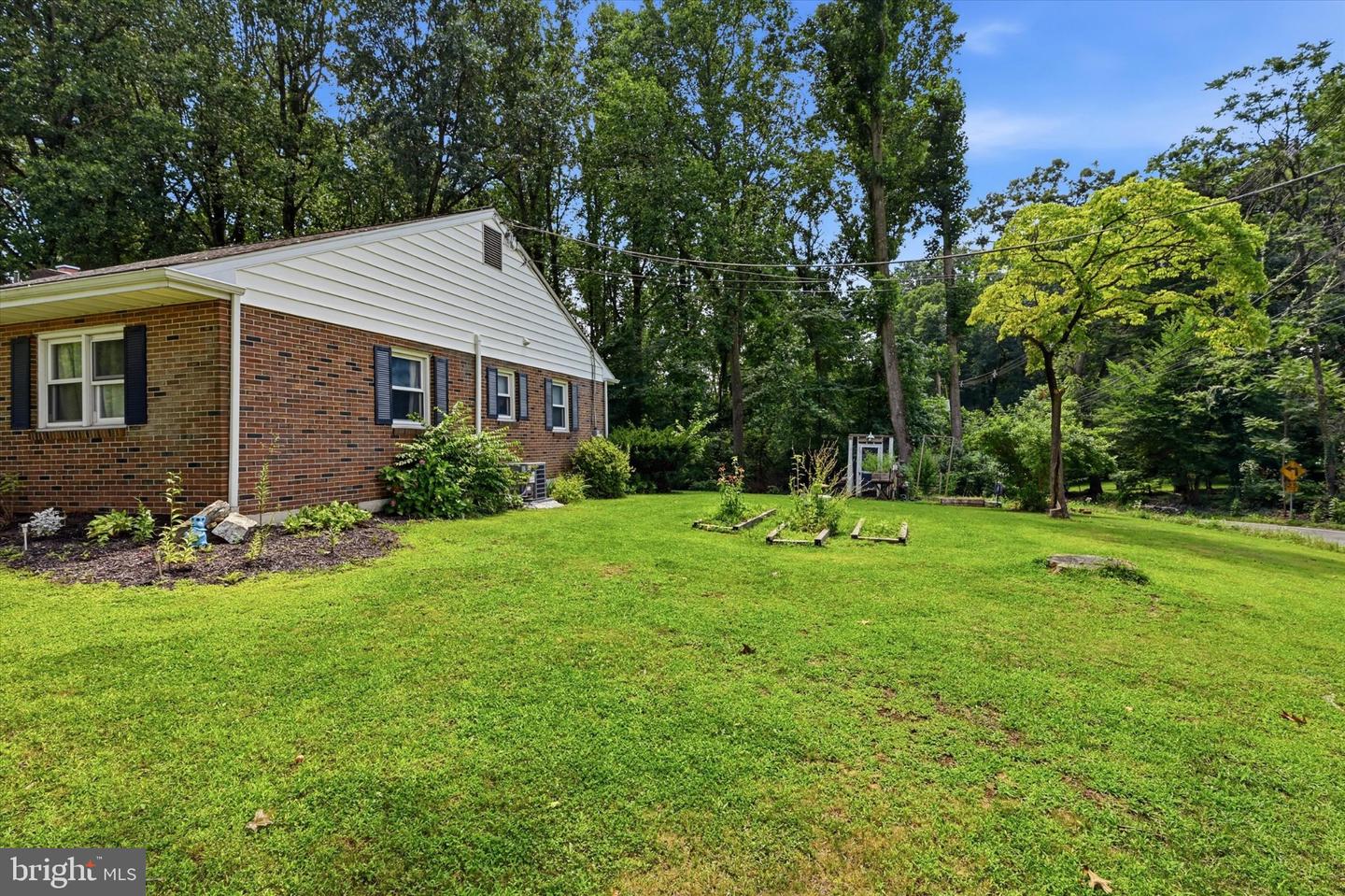 1798 Ridgeview Dr Property Photo 35