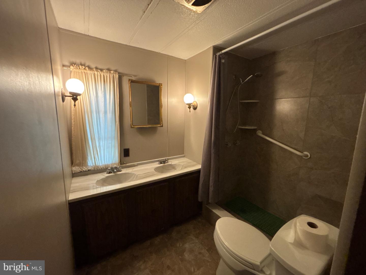 105 Azalea Cir. Property Photo 24