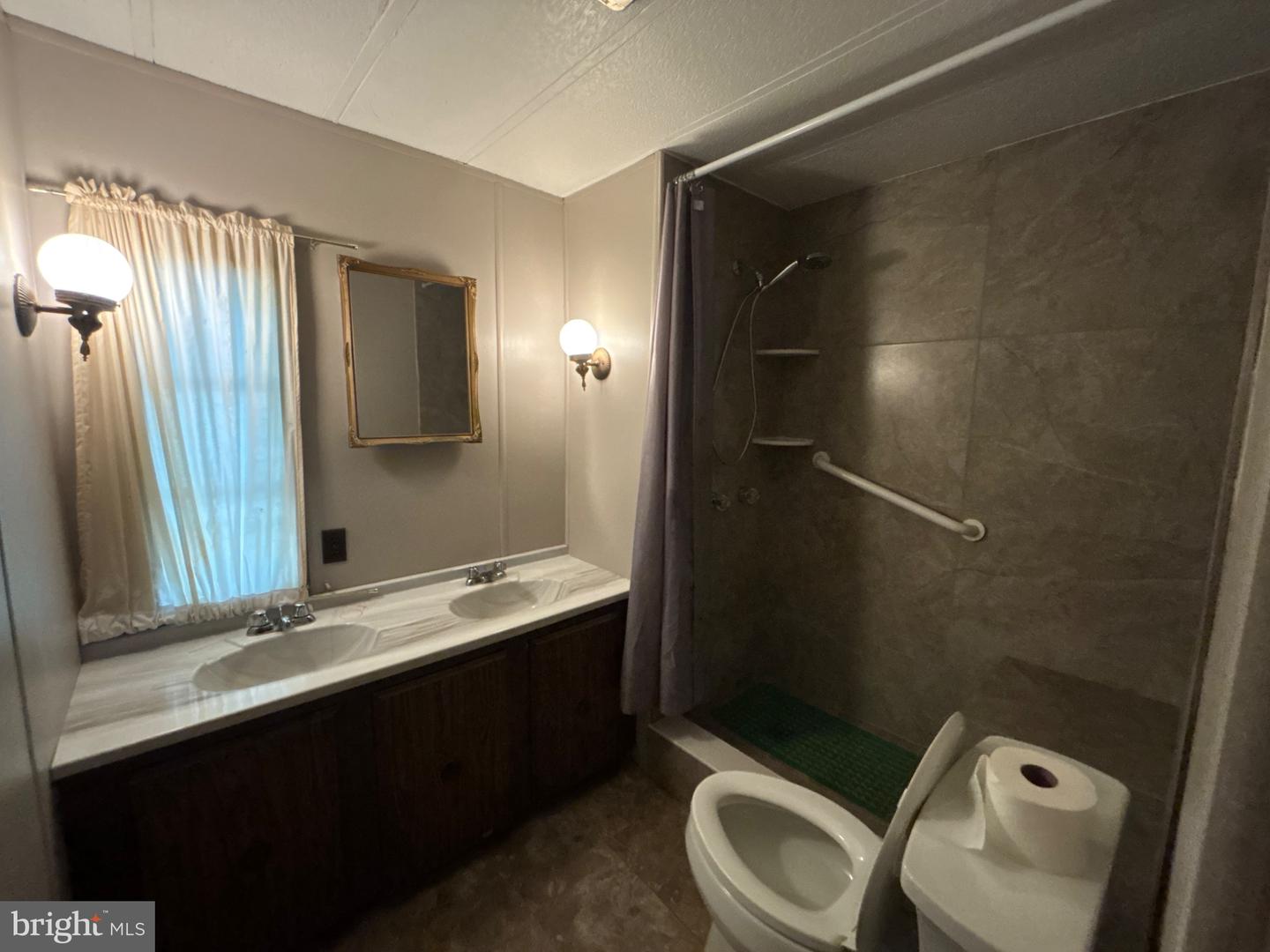 105 Azalea Cir. Property Photo 25
