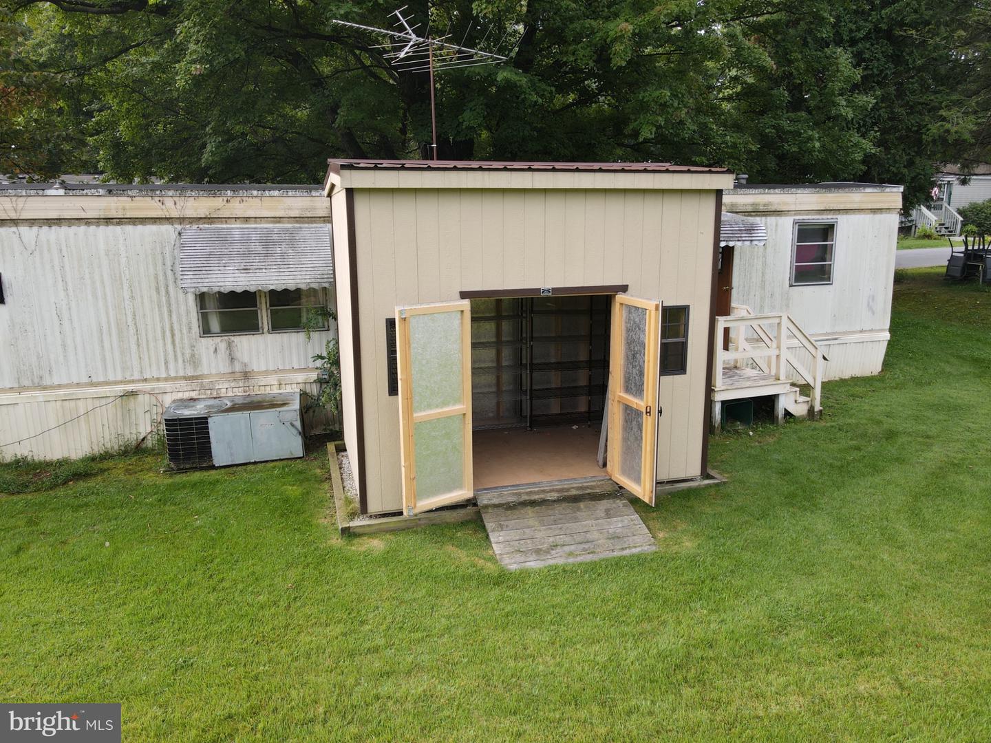 105 Azalea Cir. Property Photo 52