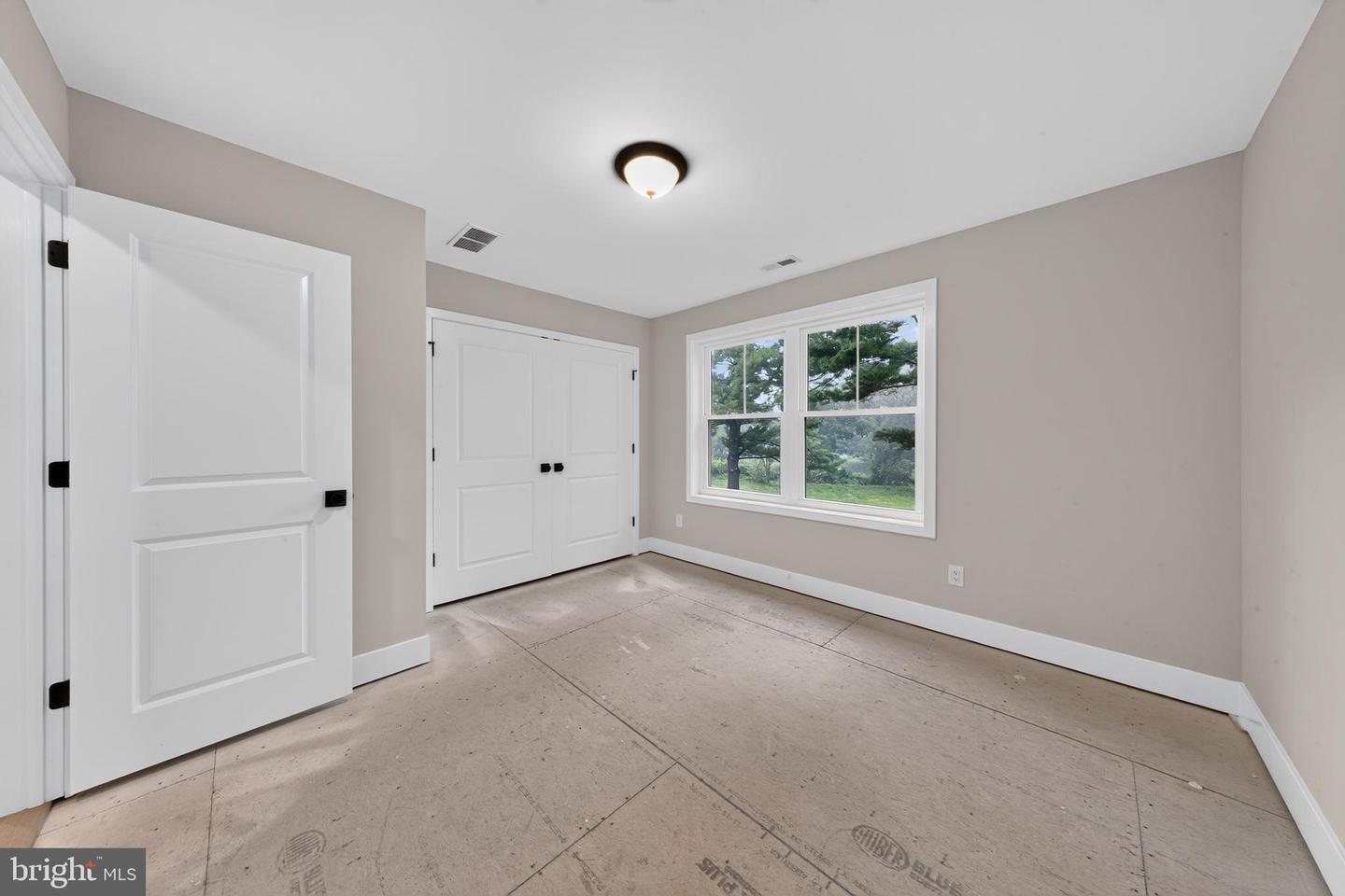 781 State Rd Property Photo 17