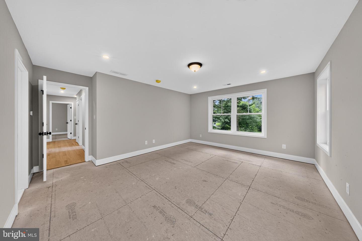 781 State Rd Property Photo 19