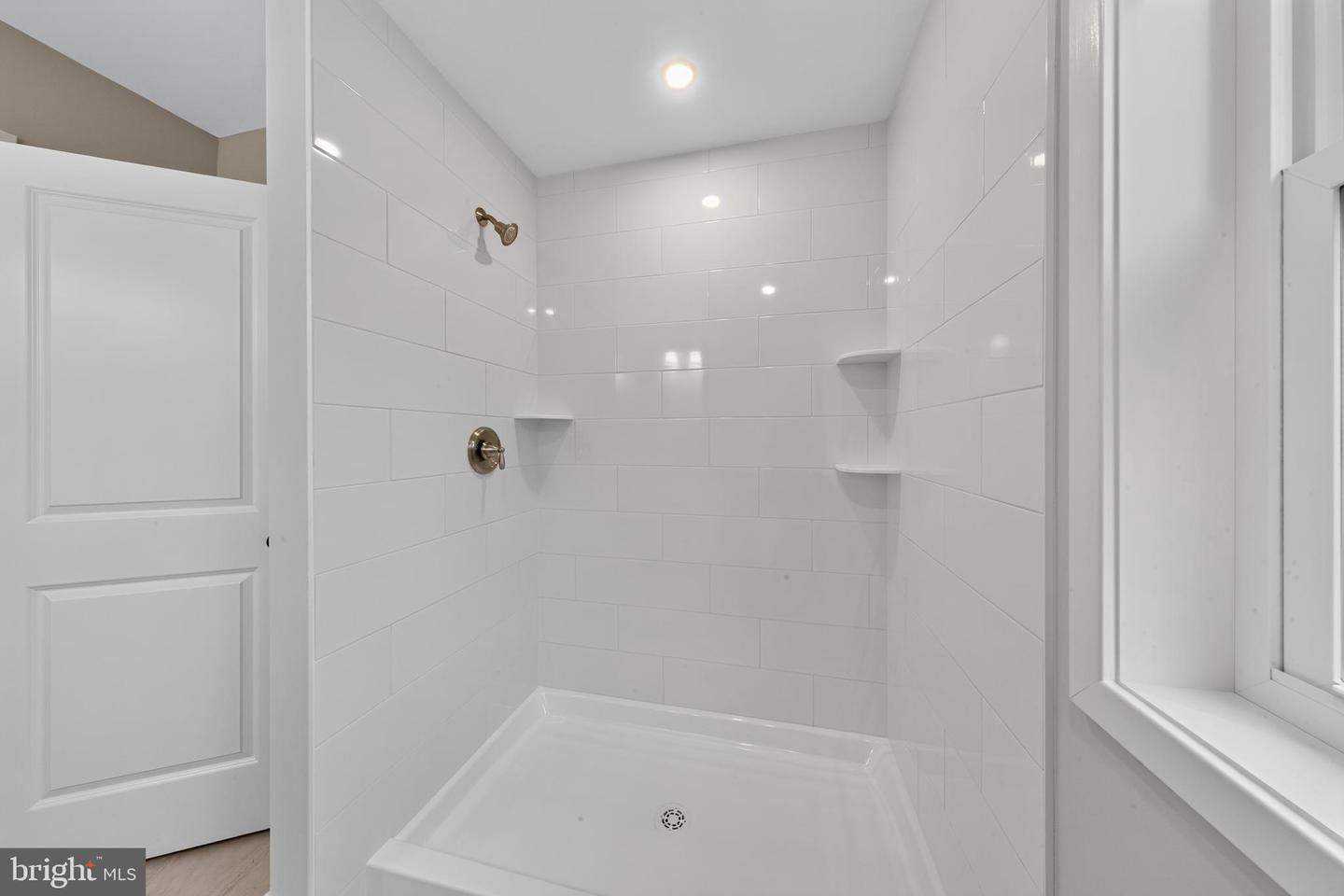 781 State Rd Property Photo 24