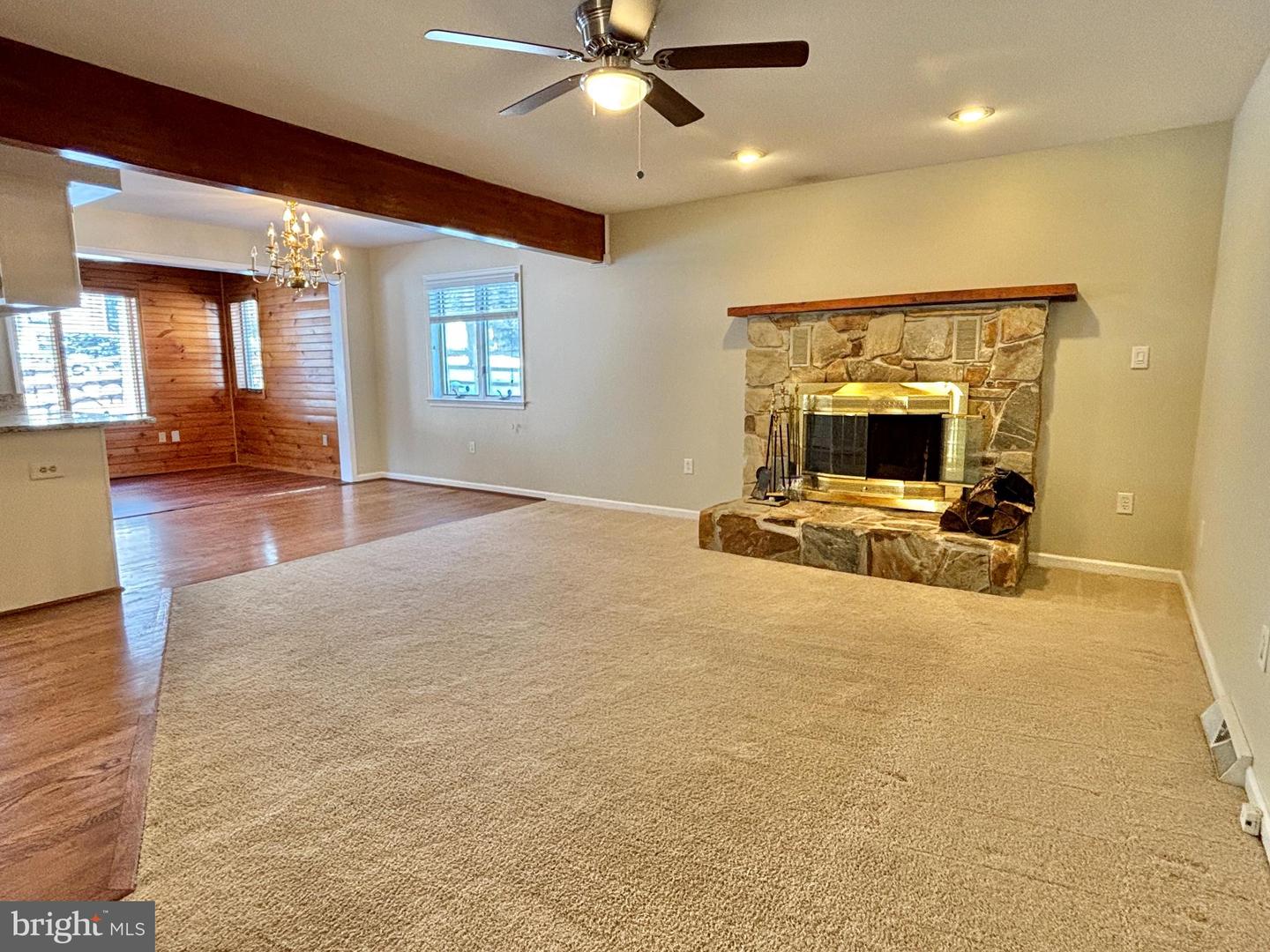 498 Dean Dr Property Photo 2
