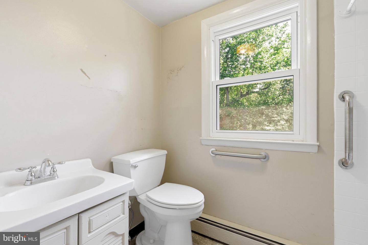 32 Beck Rd Property Photo 13