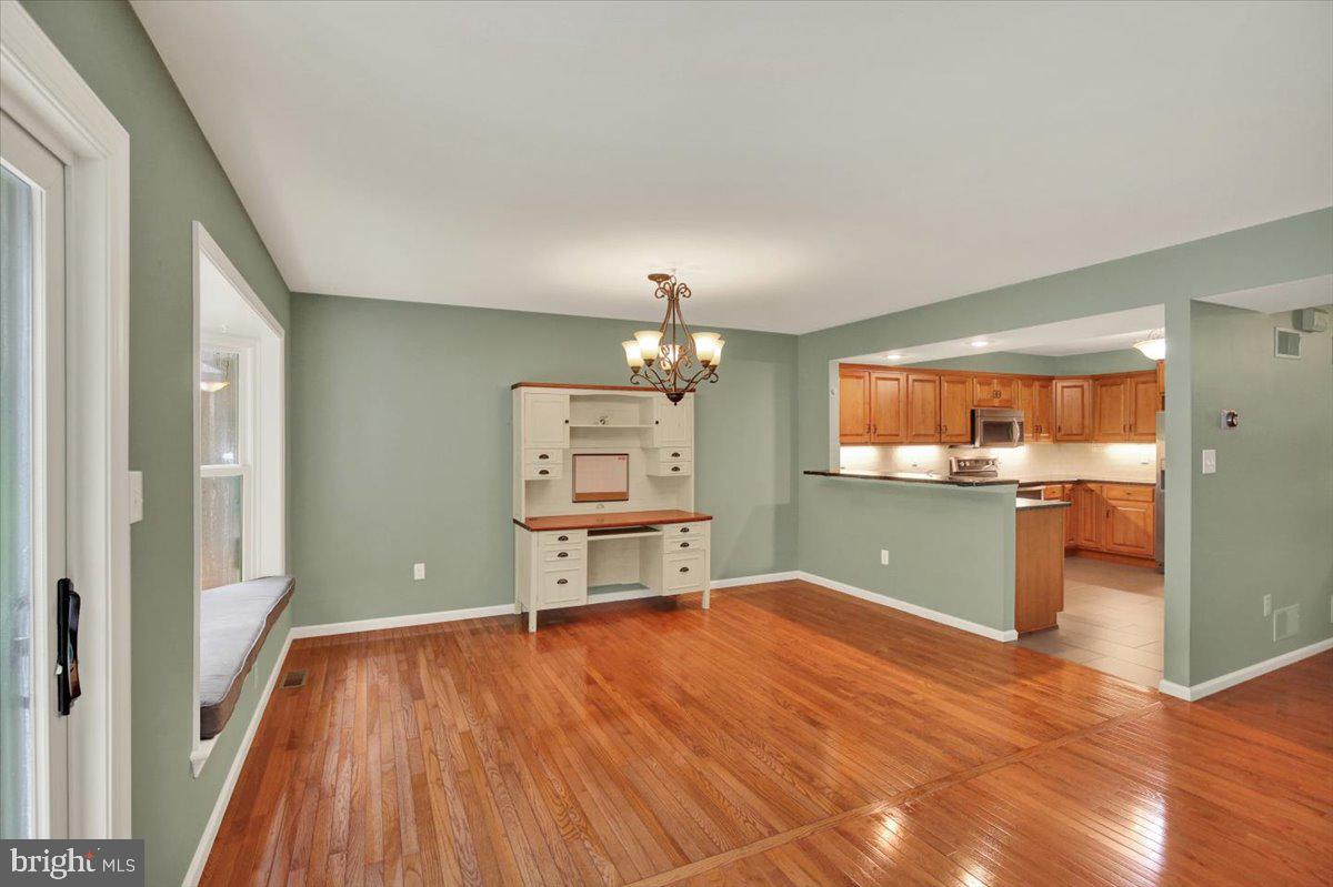 546 Kennelwoods Dr Property Photo 9