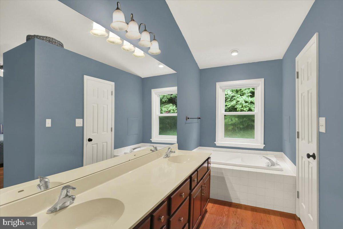 546 Kennelwoods Dr Property Photo 26