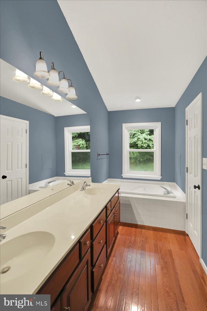 546 Kennelwoods Dr Property Photo 31