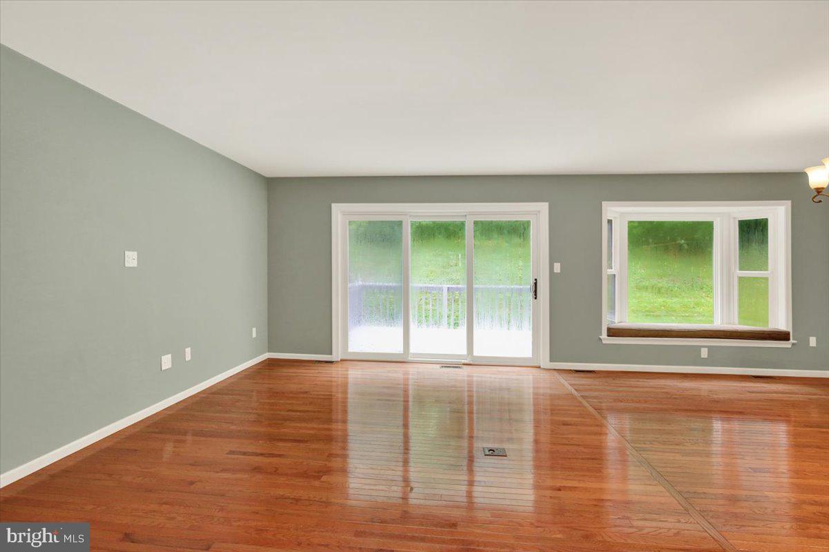 546 Kennelwoods Dr Property Photo 49