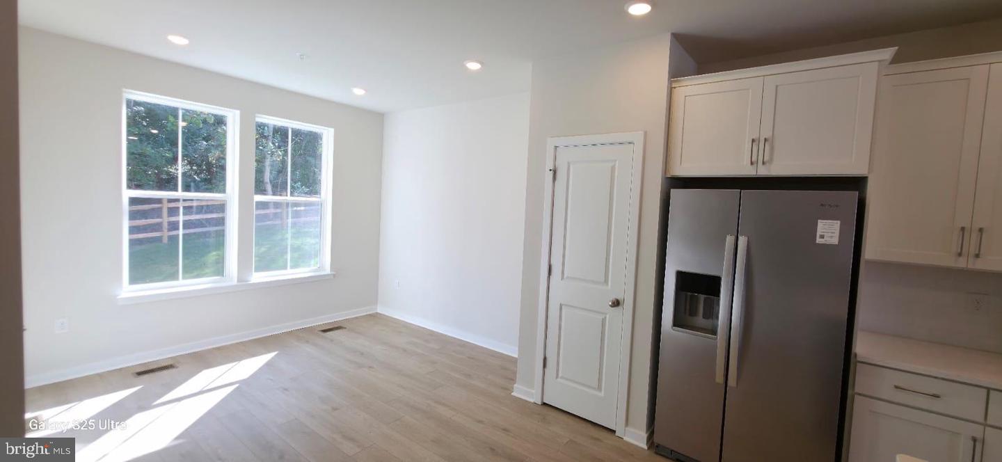 242 Talucci Dr Property Photo 14