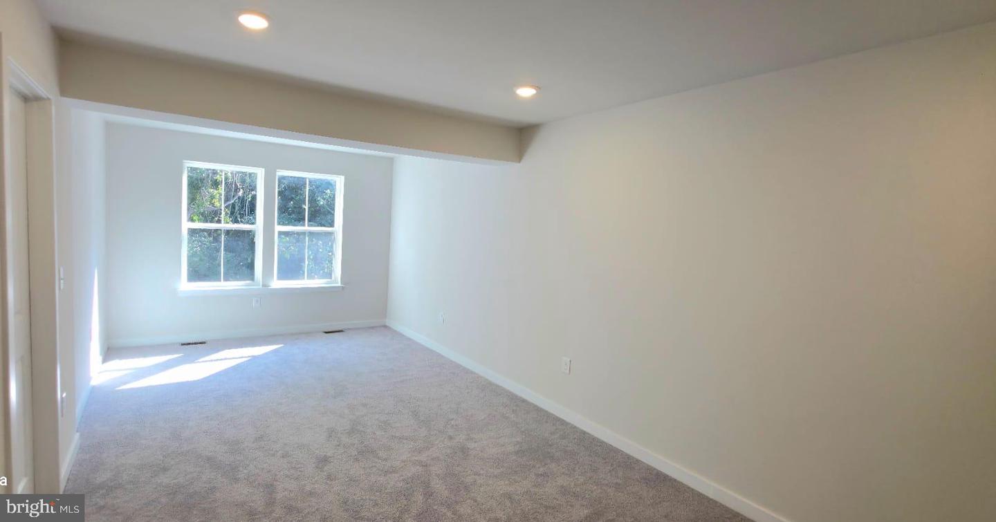 242 Talucci Dr Property Photo 31