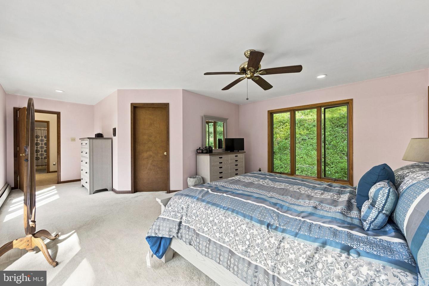 1652 Pottstown Pike Property Photo 28