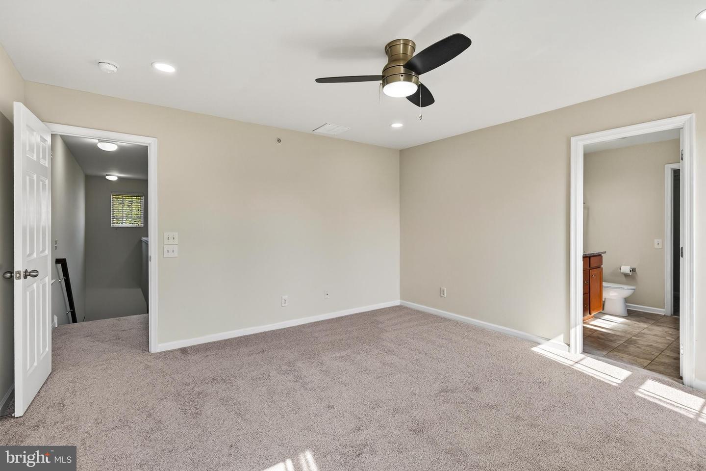 552 Prizer Ct Property Photo 29