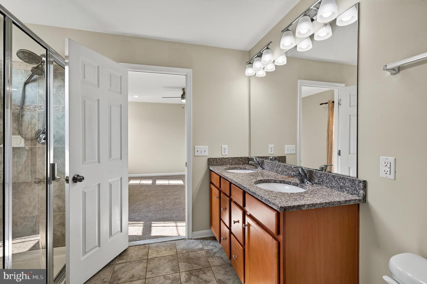 552 Prizer Ct Property Photo 32