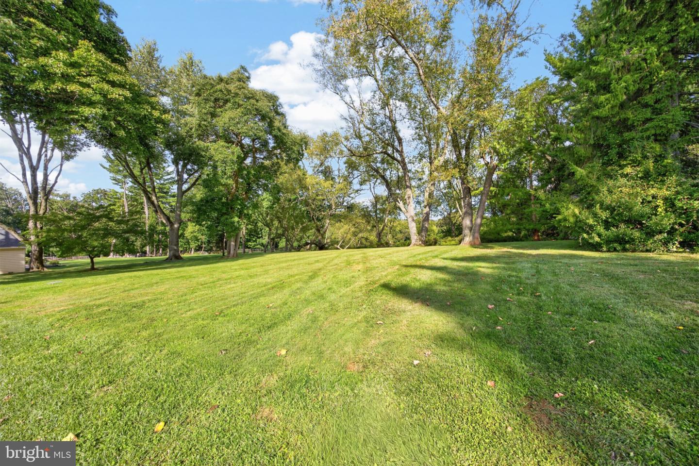 735 Monument Rd Property Photo 47