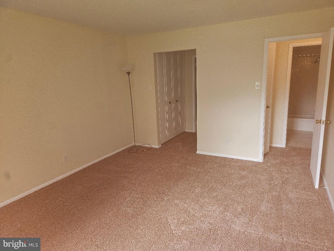 326 Drummers Ln #326 Property Photo 15