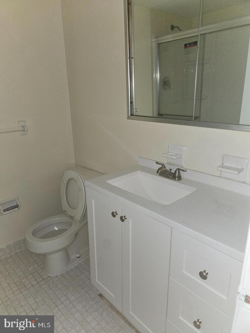 326 Drummers Ln #326 Property Photo 16