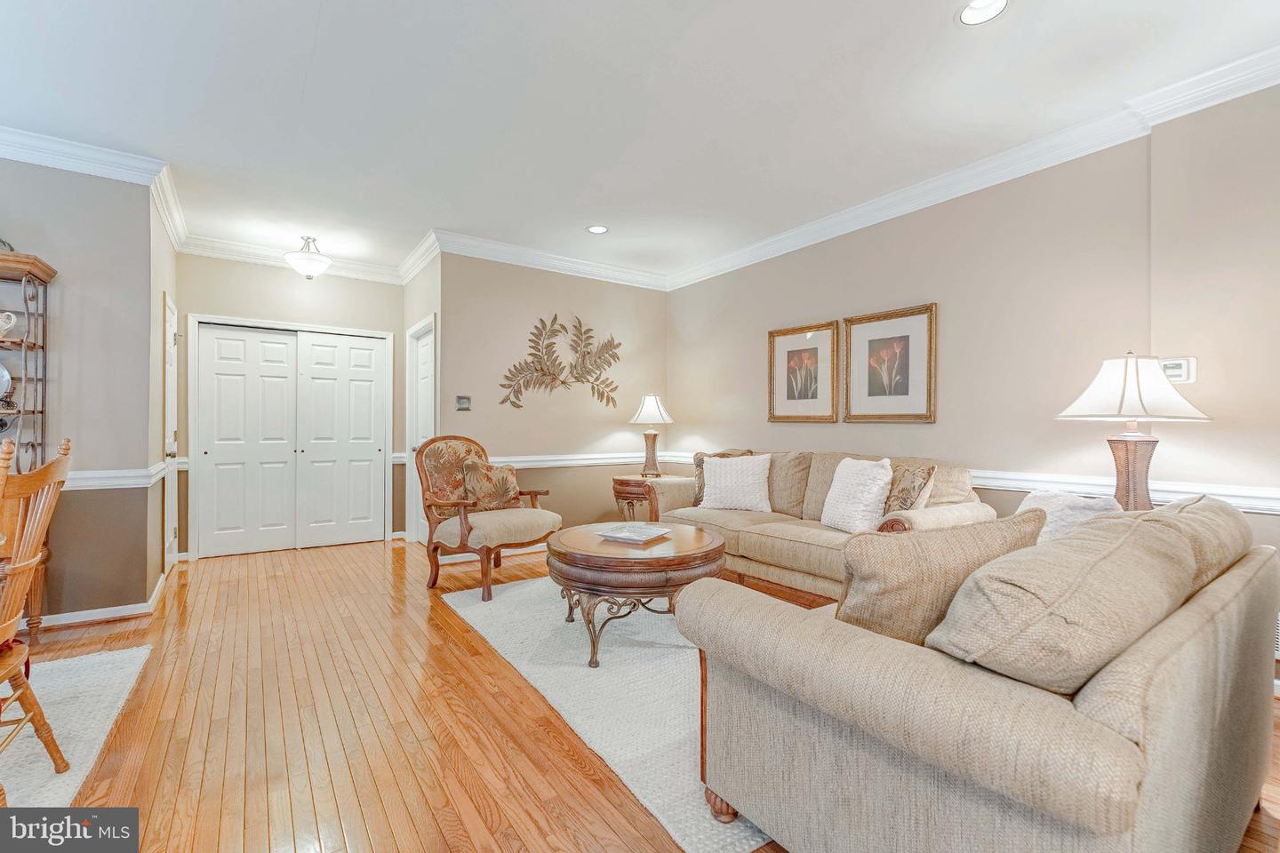366 Galway Dr Property Photo 6