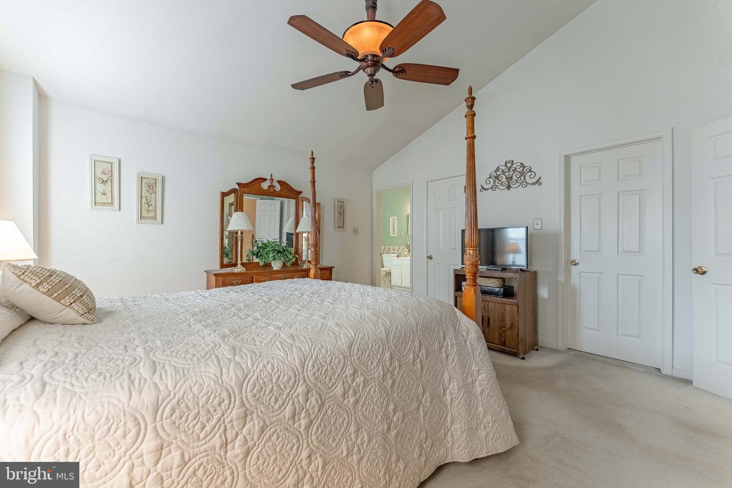366 Galway Dr Property Photo 32