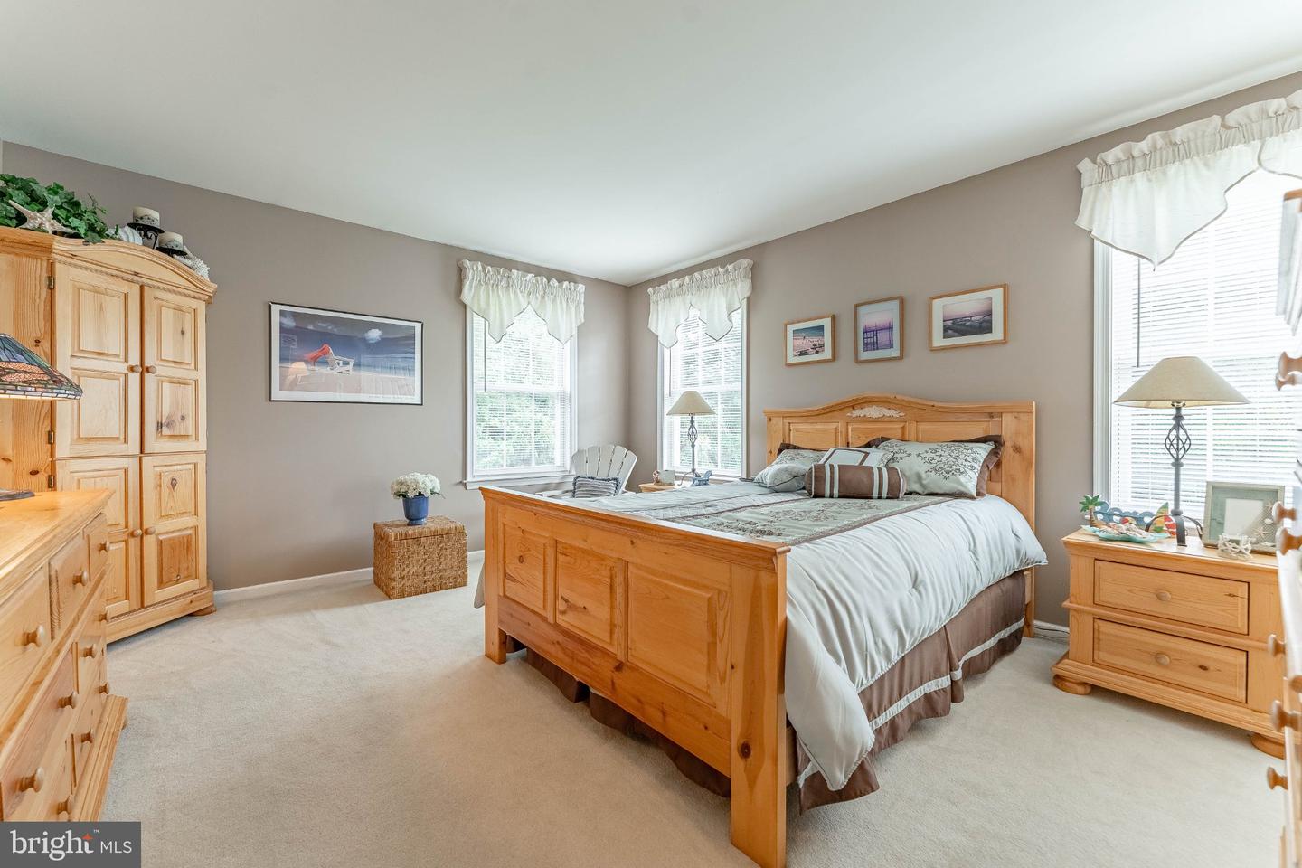 366 Galway Dr Property Photo 35