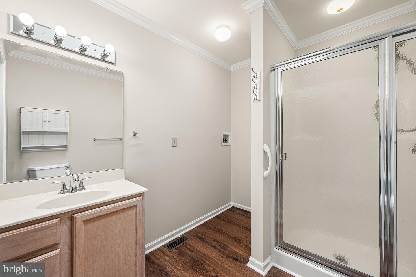 105 Scotts Glen Rd Property Photo 23