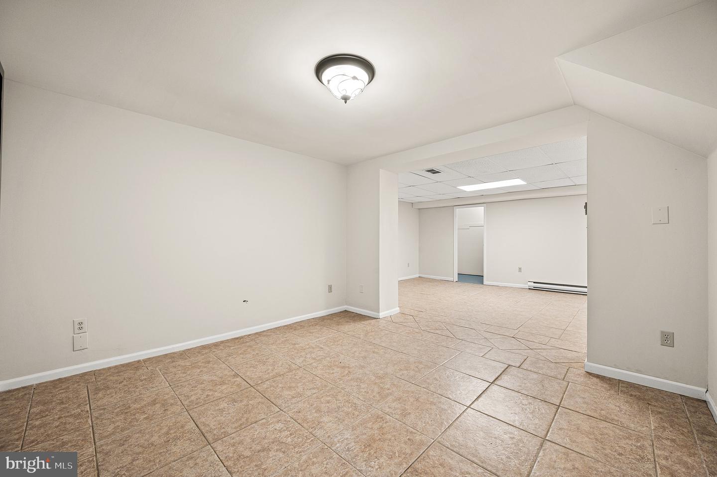 105 Scotts Glen Rd Property Photo 34