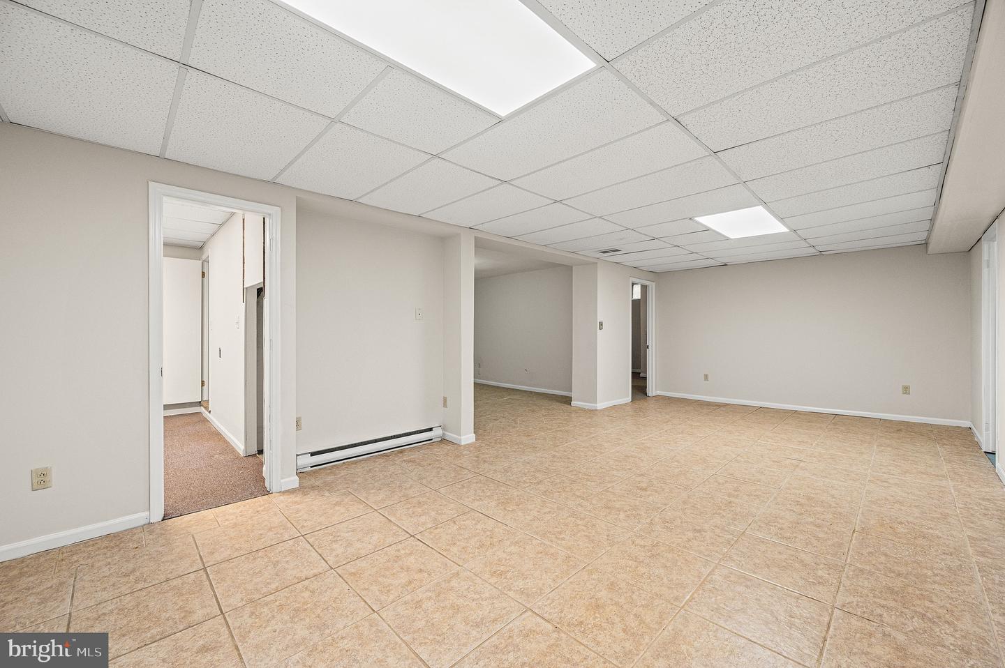 105 Scotts Glen Rd Property Photo 37