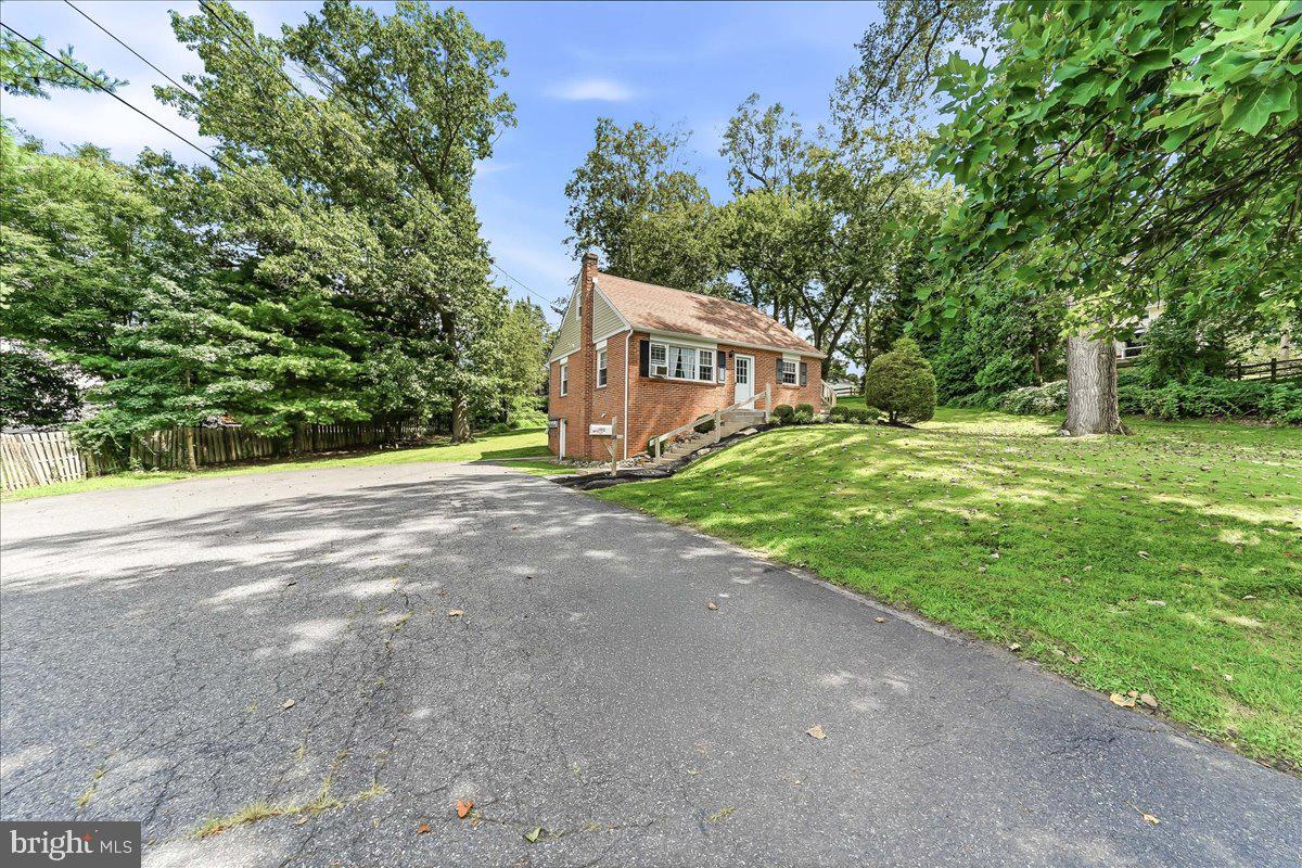 1313 Old Wilmington Pike Property Photo 2
